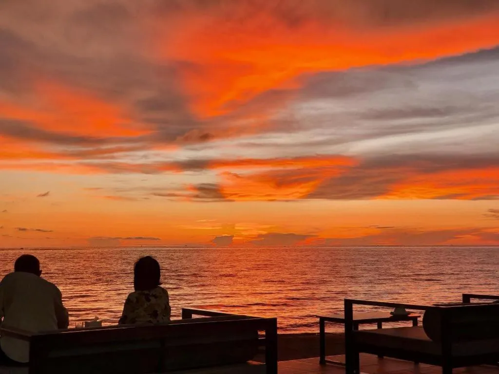 Rattana Pura Beach Resort