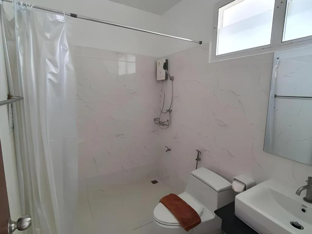 Rattana Pura Beach Resort