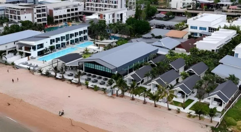 Rattana Pura Beach Resort