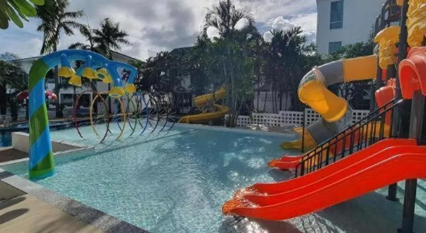 Rattana Pura Beach Resort