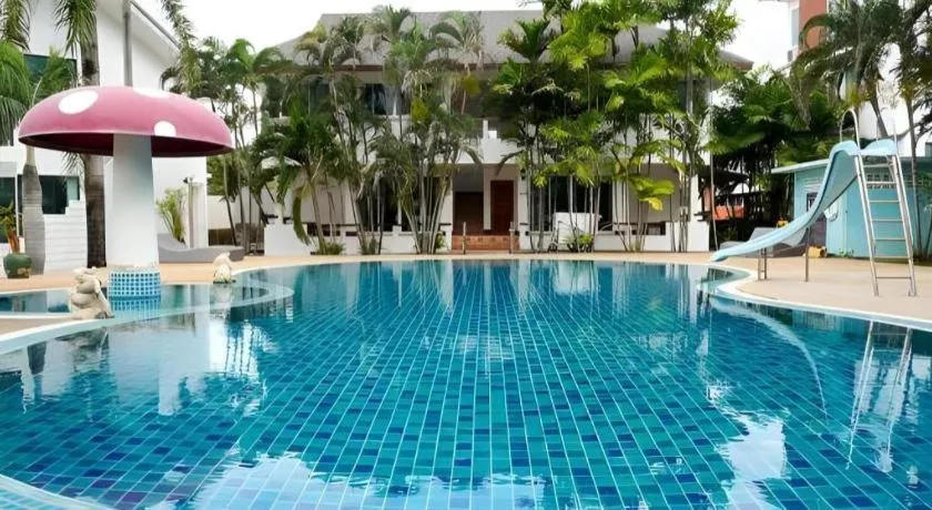 Rattana Pura Beach Resort