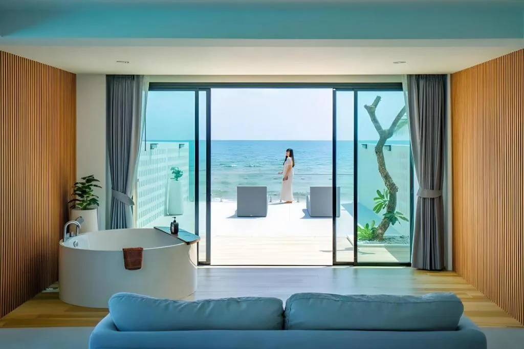 Rattana Pura Beach Resort