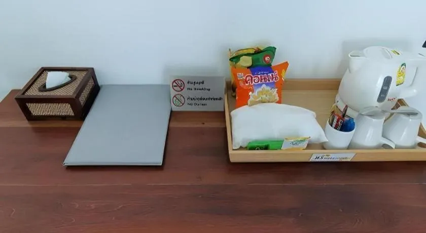 Rattana Pura Beach Resort