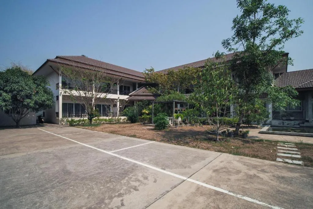 Super OYO 662 Malee Bunga Hotel