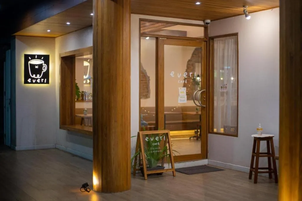 Need a Nap Hostel Phrae