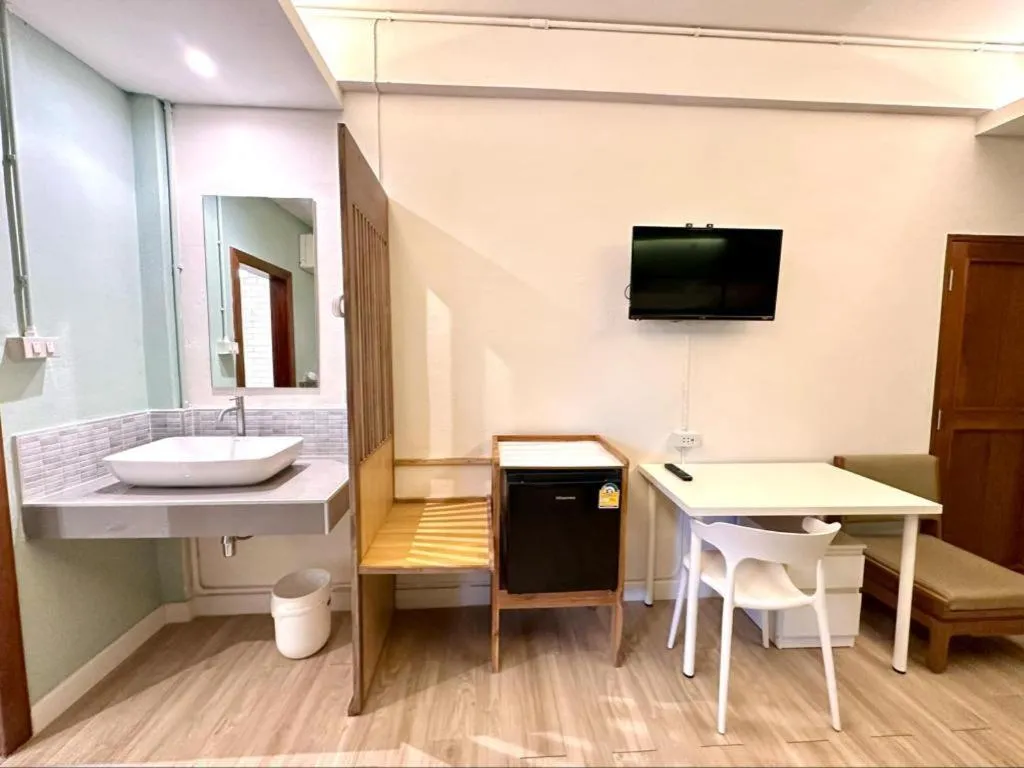 Need a Nap Hostel Phrae