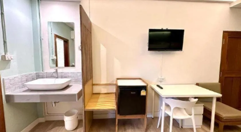 Need a Nap Hostel Phrae