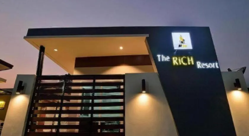 The Rich Resort