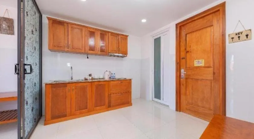 OYO 1028 Flower House Apartment