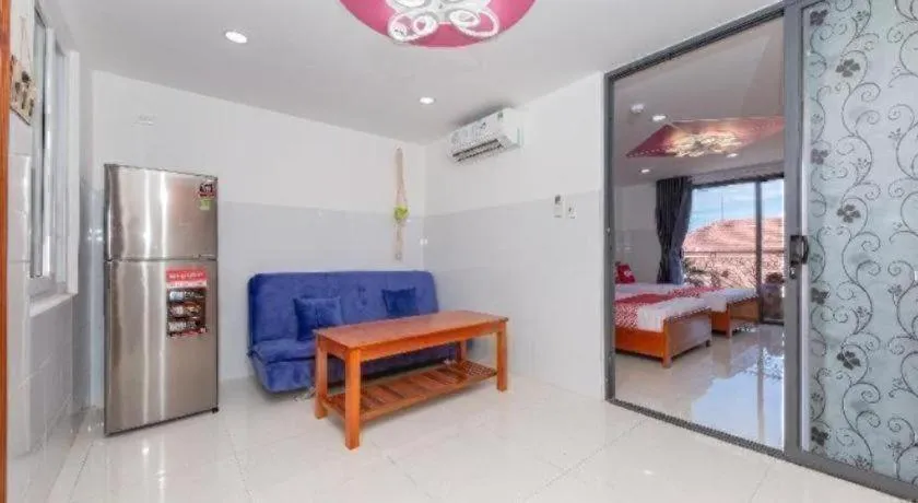 OYO 1028 Flower House Apartment