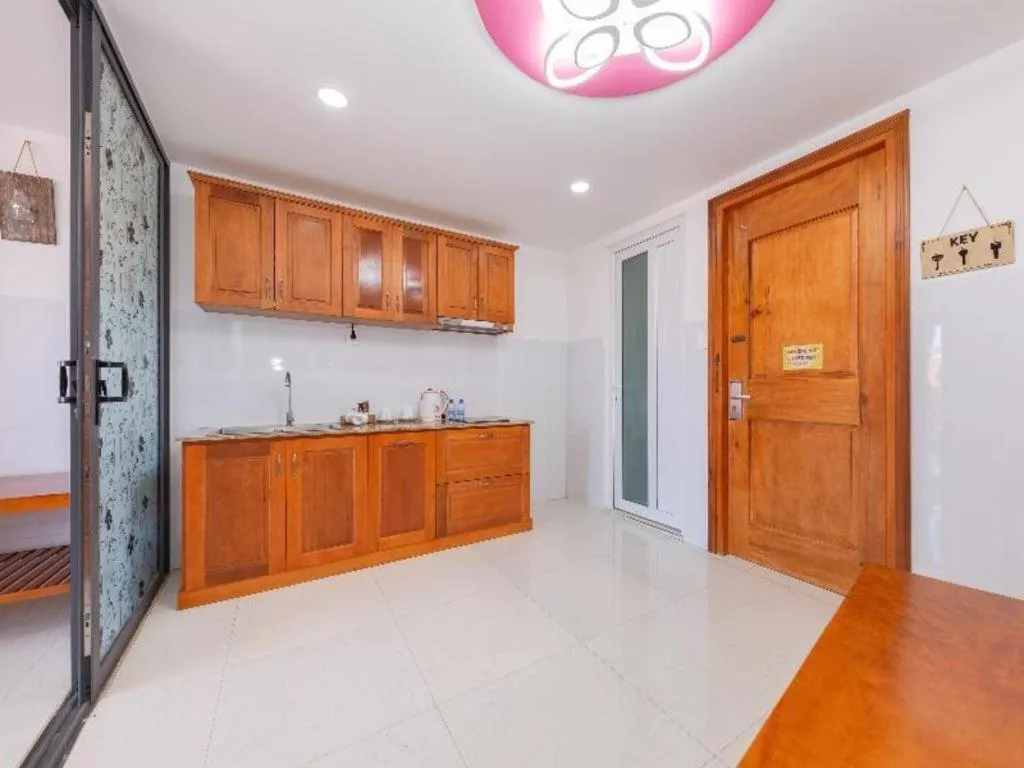 OYO 1028 Flower House Apartment