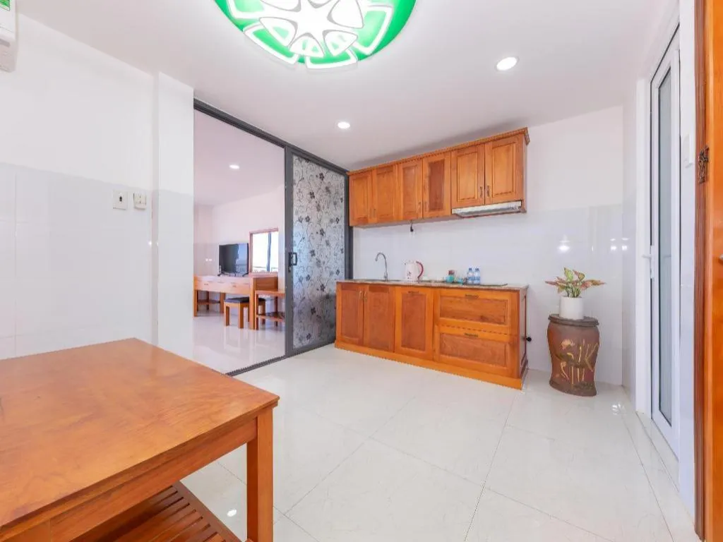 OYO 1028 Flower House Apartment