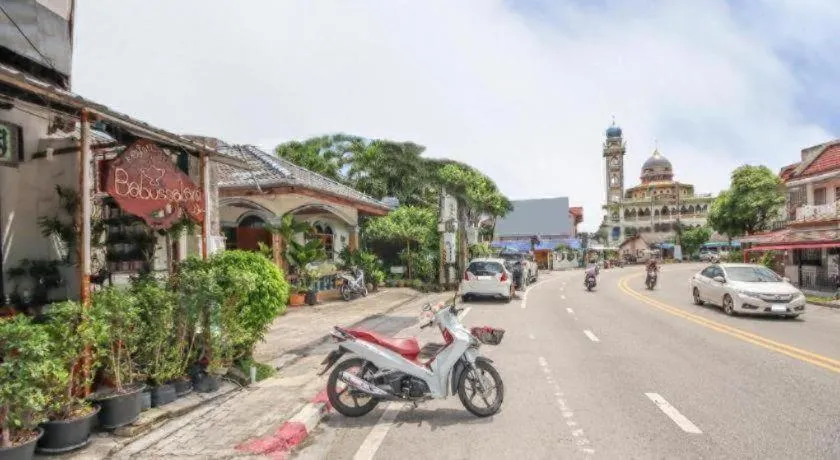 OYO 885 You And Me House