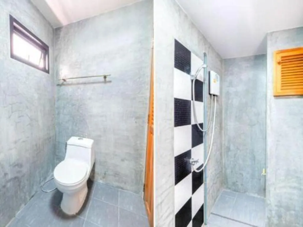 OYO 935 The Palm Apartment