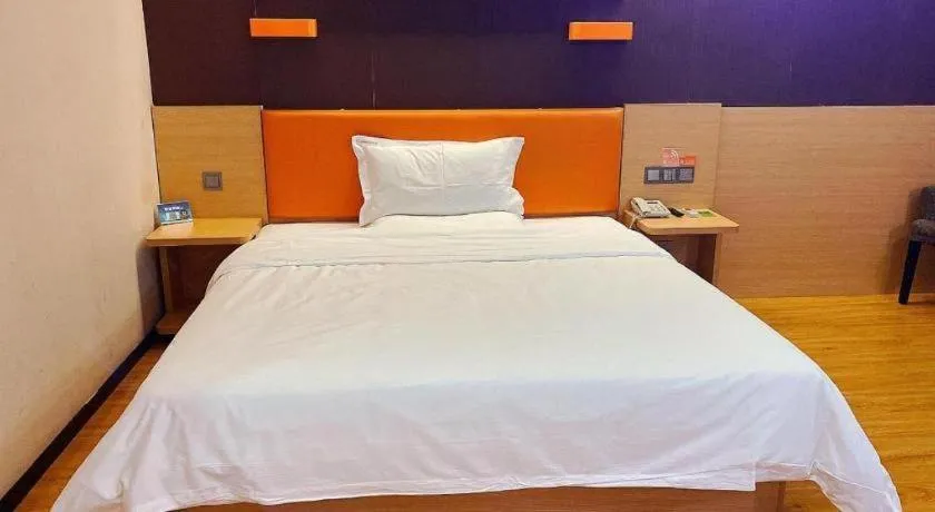 Bed in 7 Days Premium Nanjing Gaochun Beiling Road Branch