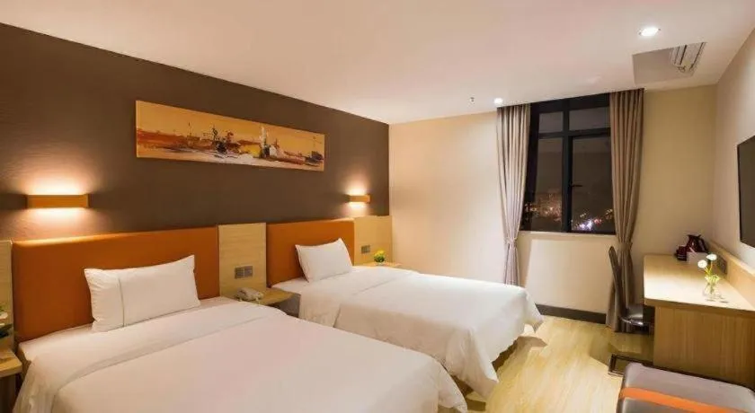 Bed in 7 Days Premium Nanjing Gaochun Beiling Road Branch