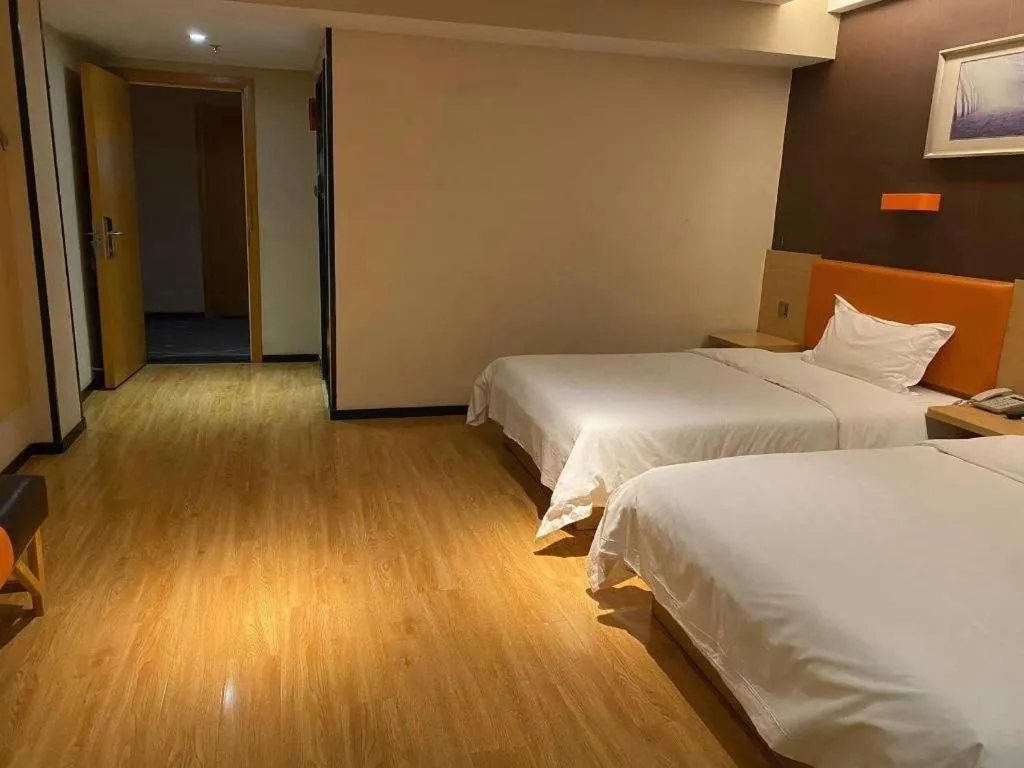 Bed in 7 Days Premium Nanjing Gaochun Beiling Road Branch