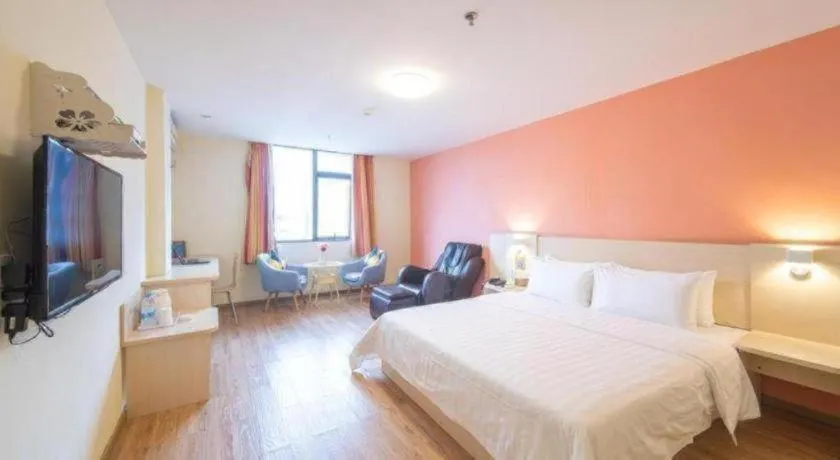 Bed in 7 Days Inn Huizhou Daya Bay Wanda Plaza