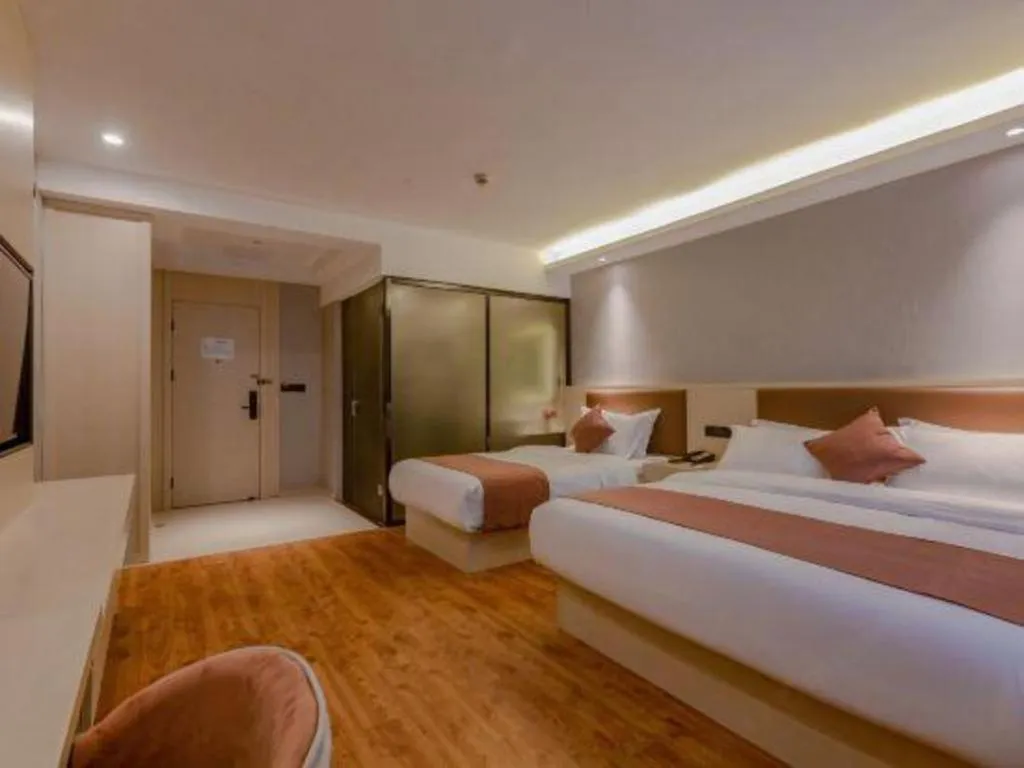 Bed in Gya Hotel Shanghai Long Distance Passenger Terminal Station