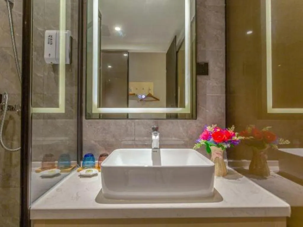 Gya Hotel Shanghai Long Distance Passenger Terminal Station