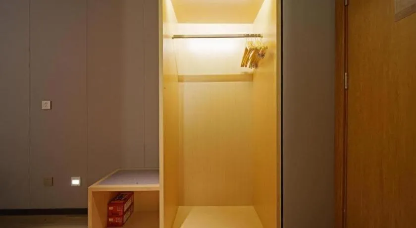 Borrman Hotel Zhaoqing Sihui Tianguangxu Jade City