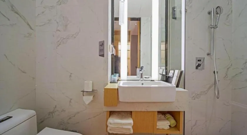 Borrman Hotel Zhaoqing Sihui Tianguangxu Jade City