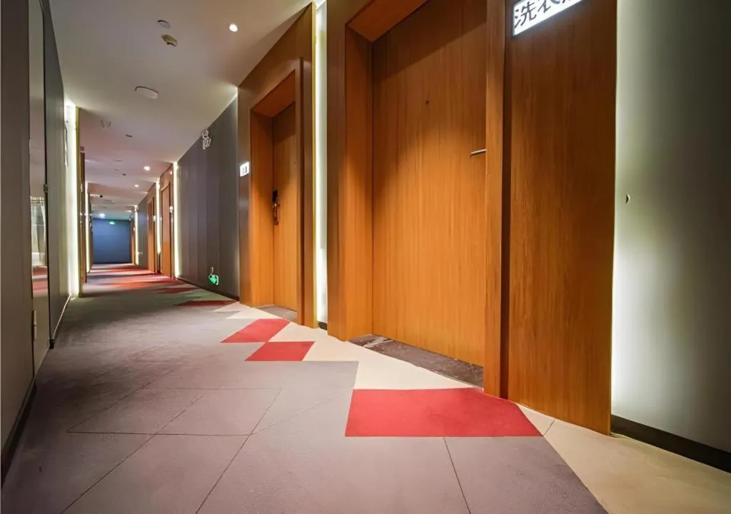 Borrman Hotel Zhaoqing Sihui Tianguangxu Jade City