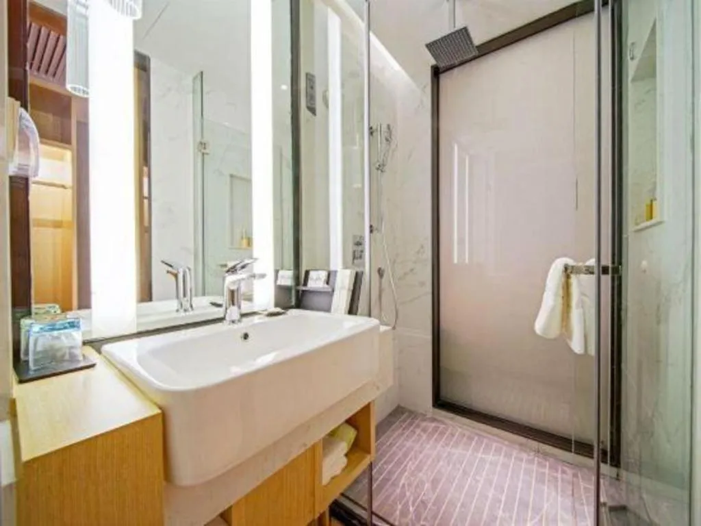 Borrman Hotel Zhaoqing Sihui Tianguangxu Jade City