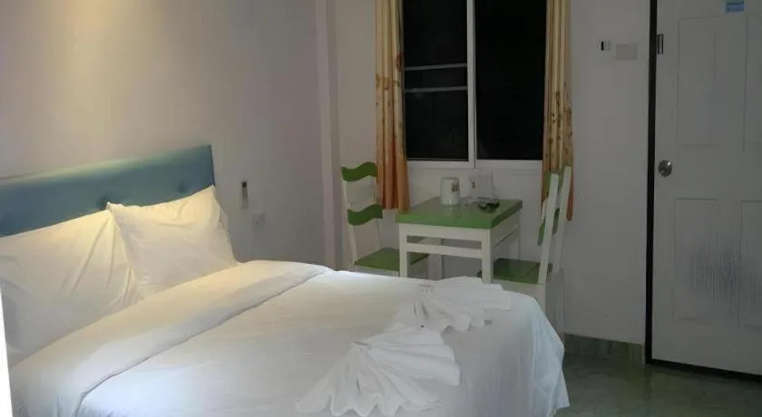 Bed in Wattana Hill Resort