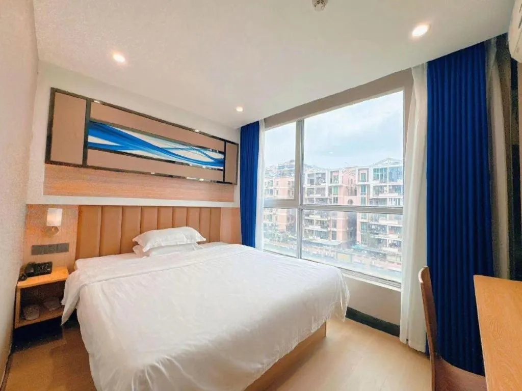 Bed in 7 Days Premium·Guangzhou Dongxiaonan Subway Station