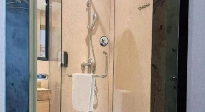 7 Days Premium·Guangzhou Dongxiaonan Subway Station