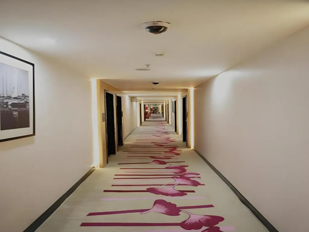 7 Days Premium·Guangzhou Dongxiaonan Subway Station