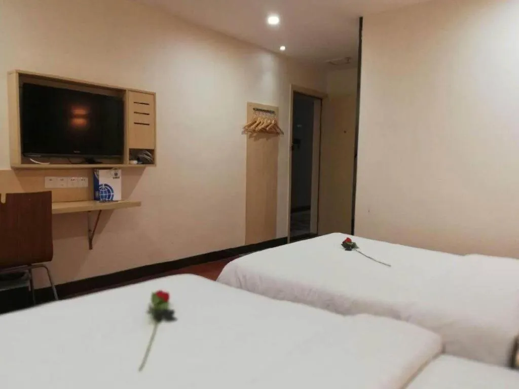 Bed in 7 Days Premium·Guangzhou Dongxiaonan Subway Station