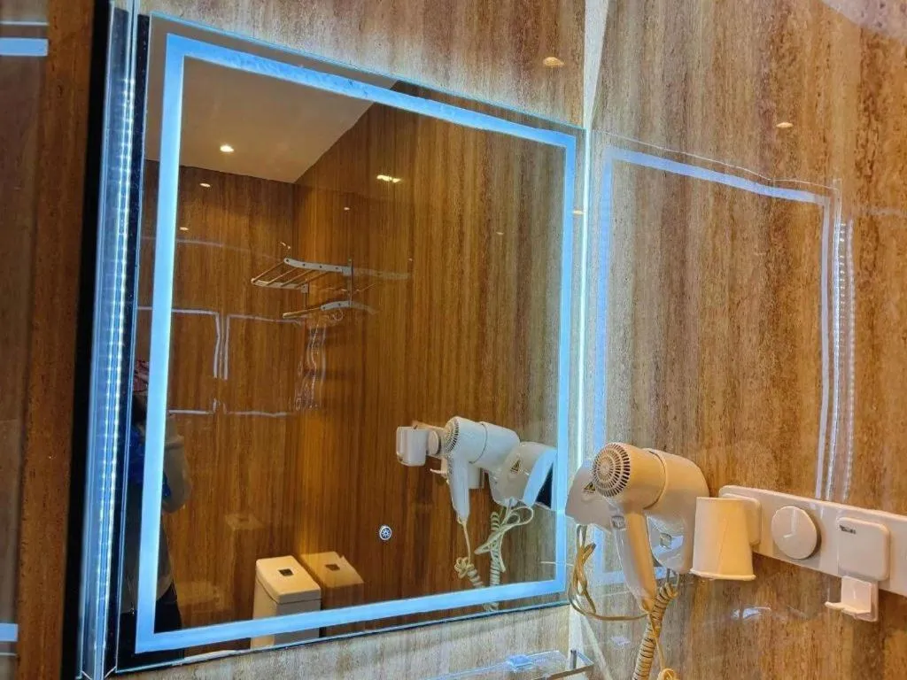 7 Days Premium·Guangzhou Dongxiaonan Subway Station