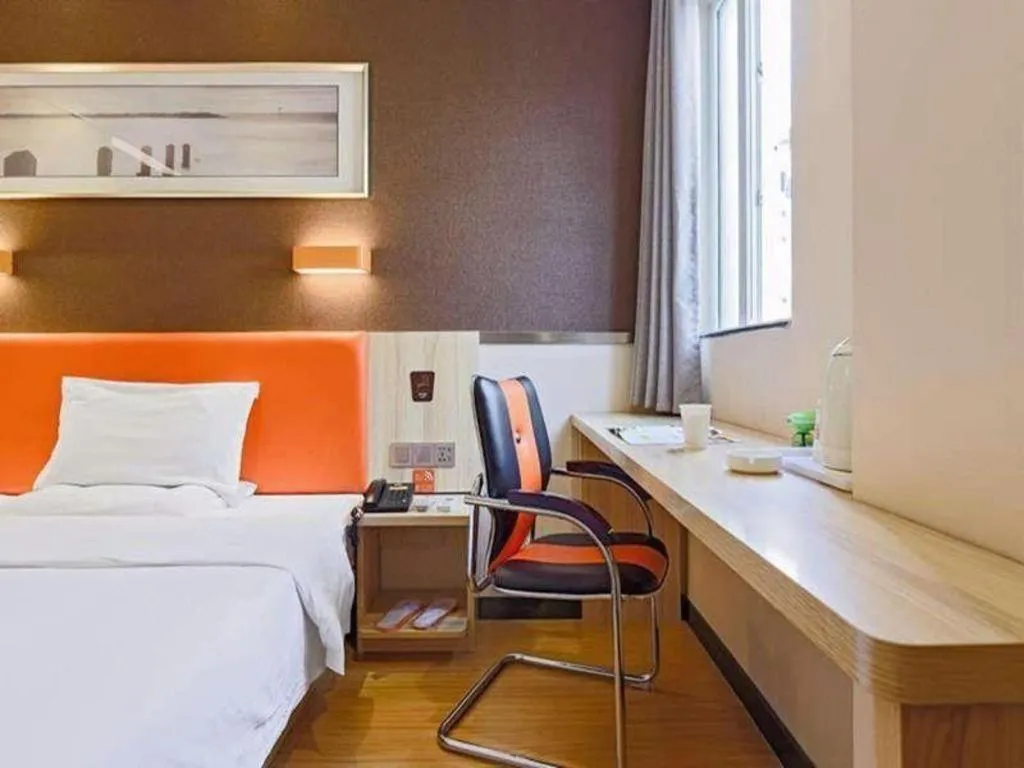 Bed in 7 Days Premium·Guangzhou Dongxiaonan Subway Station