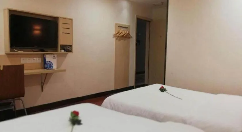 Bed in 7 Days Premium·Guangzhou Dongxiaonan Subway Station