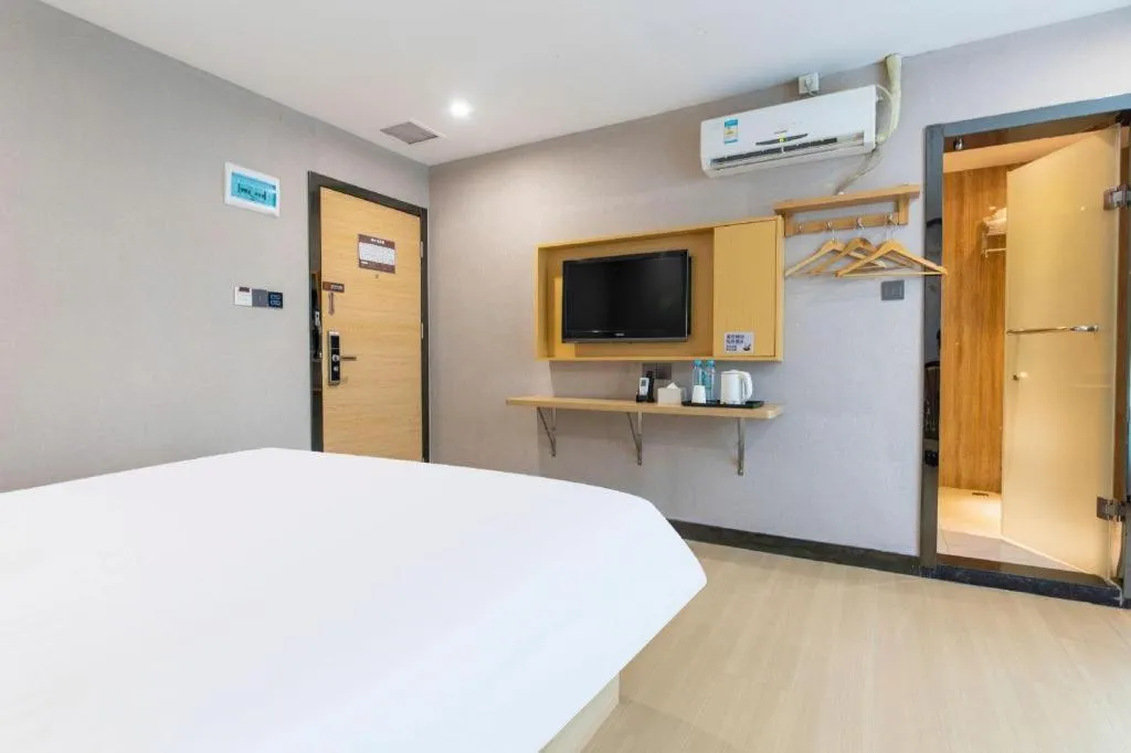 Bed in 7 Days Premium·Guangzhou Dongxiaonan Subway Station