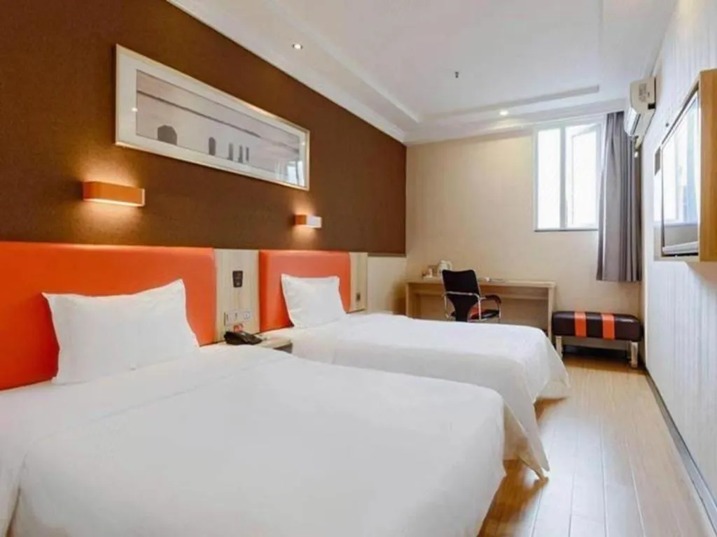 Bed in 7 Days Premium·Guangzhou Dongxiaonan Subway Station