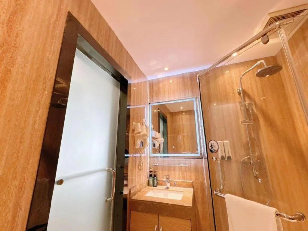 7 Days Premium·Guangzhou Dongxiaonan Subway Station