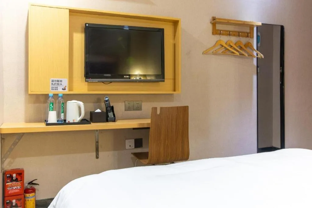 Bed in 7 Days Premium·Guangzhou Dongxiaonan Subway Station