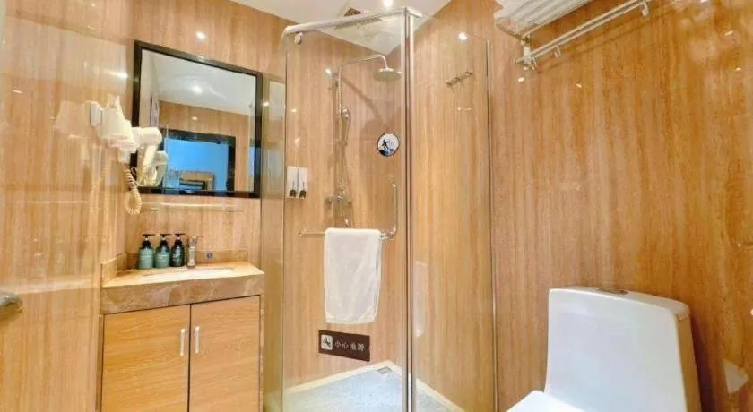 7 Days Premium·Guangzhou Dongxiaonan Subway Station