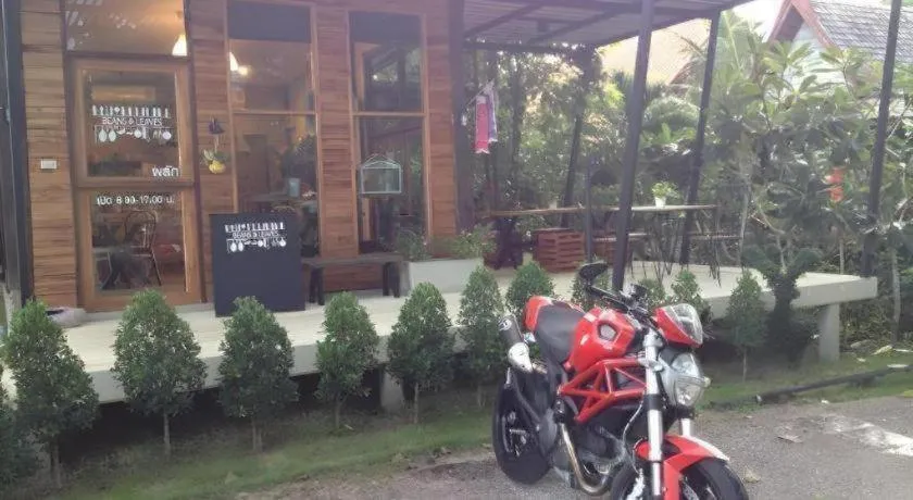 Banmaihom Resort Amphawa