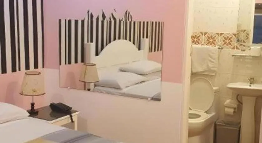 Bed in Walk Around Hotel