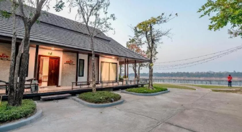 Laekhong River Resort