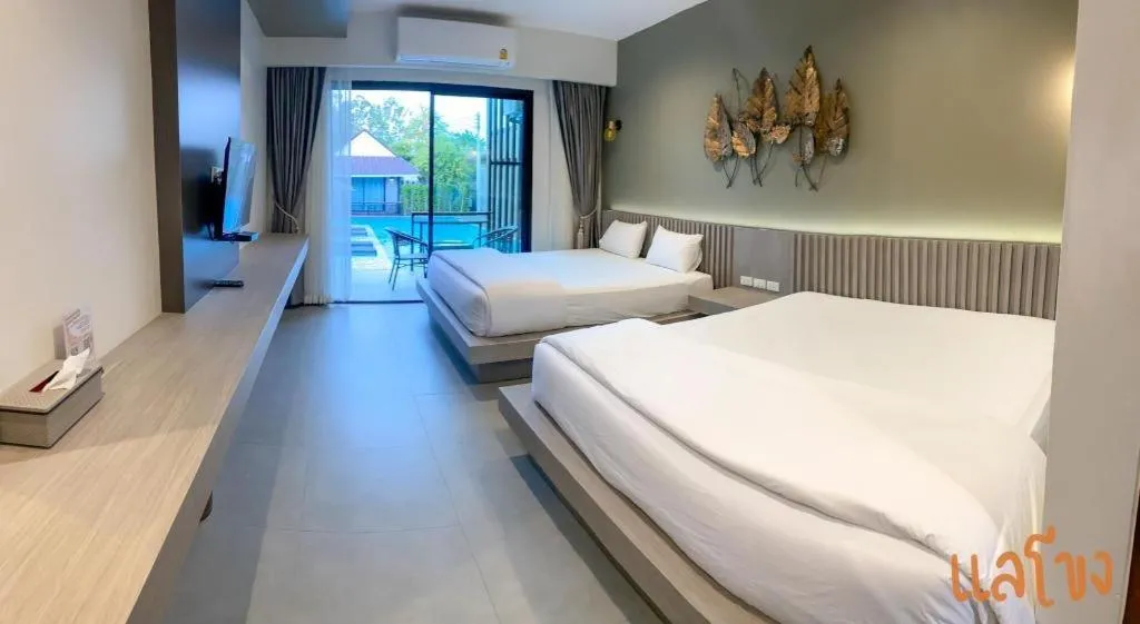 Bed in Laekhong River Resort