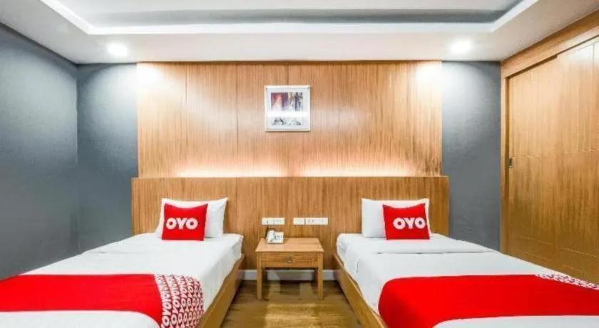 Bed in OYO 1126 Curve Boutique Pattaya