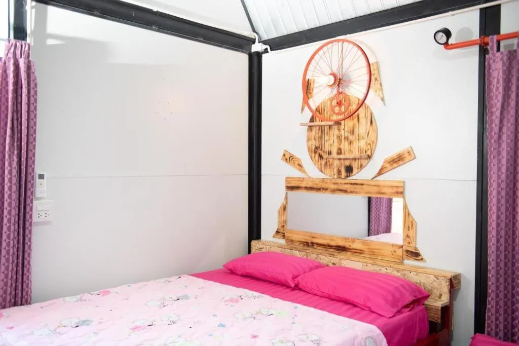 Bed in Red Bike resort