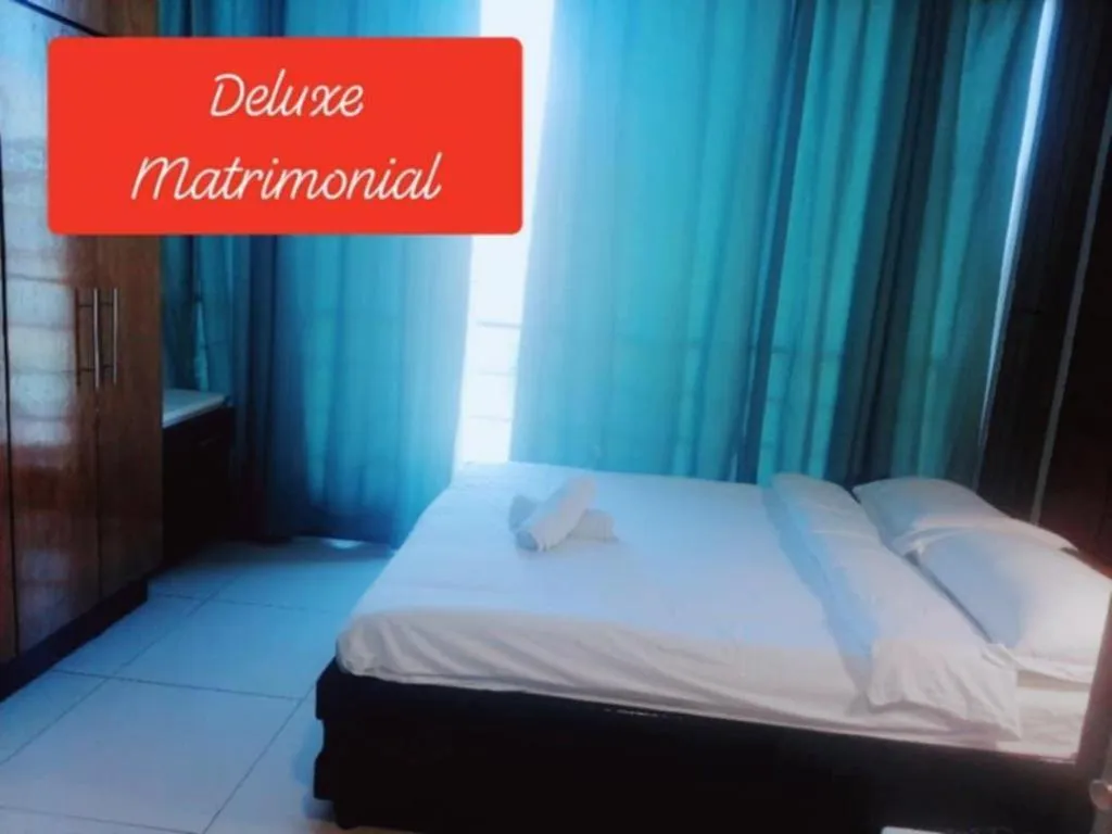 Bed in Marcian Business Hotel