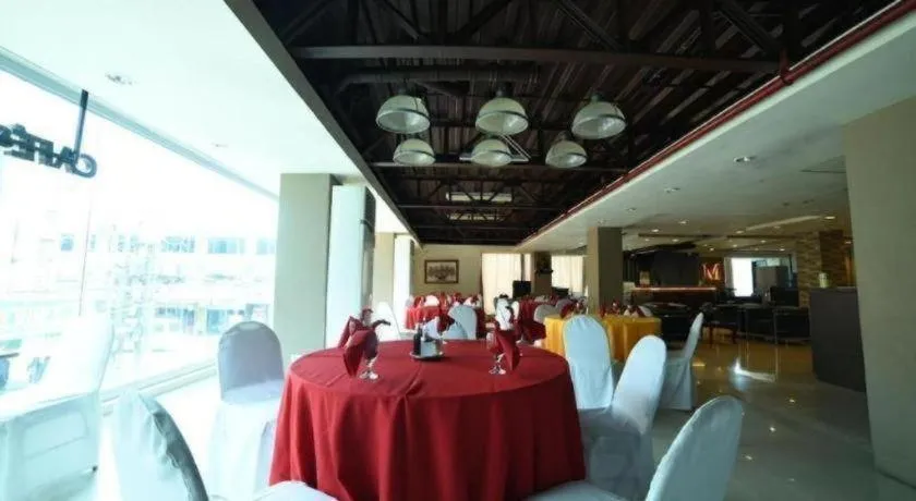 Marcian Business Hotel
