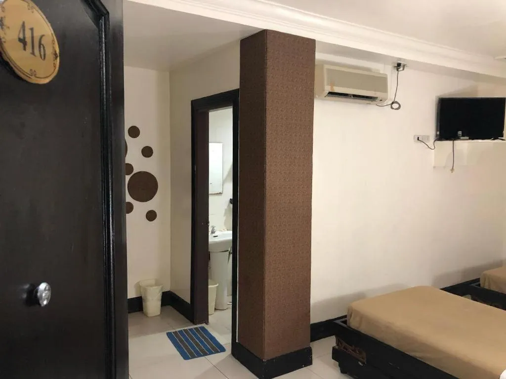 Bed in Marcian Business Hotel